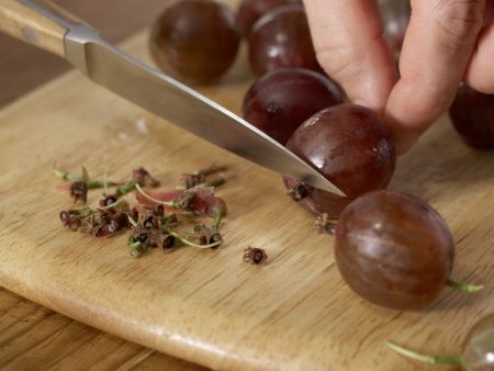 Stachelbeer-Zitronen-Tarte Zubereitung Schritt 1 Stachelbeer-Zitronen-Tarte Zubereitung Schritt 1