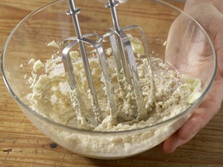 Stachelbeer-Zitronen-Tarte Zubereitung Schritt 3 Stachelbeer-Zitronen-Tarte Zubereitung Schritt 3