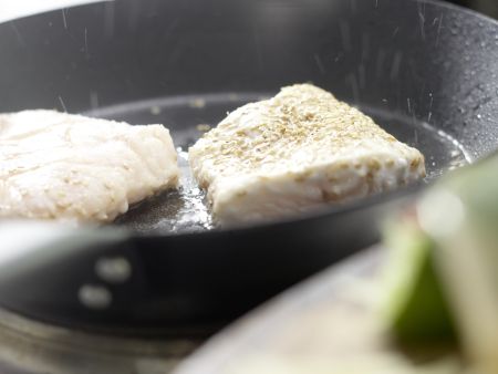 Steinbeißerfilet auf japanische Art Zubereitung Schritt 5 Steinbeißerfilet auf japanische Art Zubereitung Schritt 5