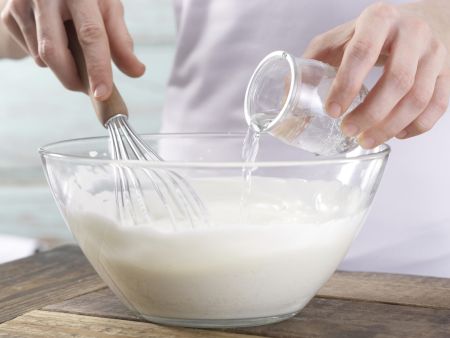 Stracciatella-Quark Zubereitung Schritt 1 Stracciatella-Quark Zubereitung Schritt 1