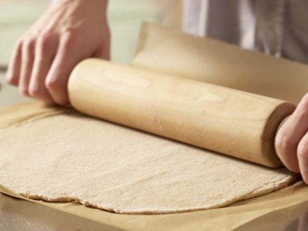 Süße Pizza "Schlaraffenland" Zubereitung Schritt 3 Süße Pizza "Schlaraffenland" Zubereitung Schritt 3