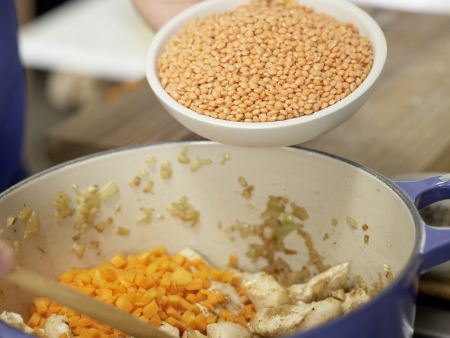 Suppe mit roten Linsen Zubereitung Schritt 4 Suppe mit roten Linsen Zubereitung Schritt 4
