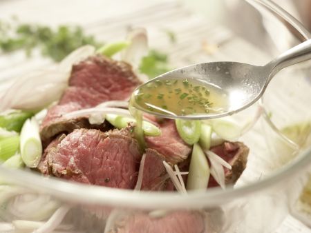 Thailändischer Rindfleischsalat Zubereitung Schritt 9 Thailändischer Rindfleischsalat Zubereitung Schritt 9