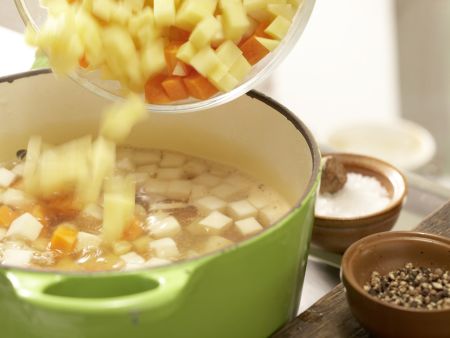 Tofu-Gemüse-Topf Zubereitung Schritt 3 Tofu-Gemüse-Topf Zubereitung Schritt 3