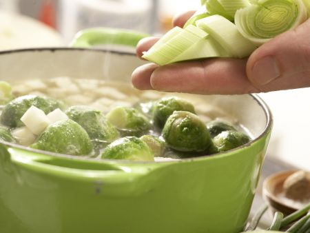 Tofu-Gemüse-Topf Zubereitung Schritt 4 Tofu-Gemüse-Topf Zubereitung Schritt 4