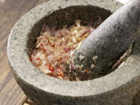 Tofu-Gurken-Salat Zubereitung Schritt 7 Tofu-Gurken-Salat Zubereitung Schritt 7