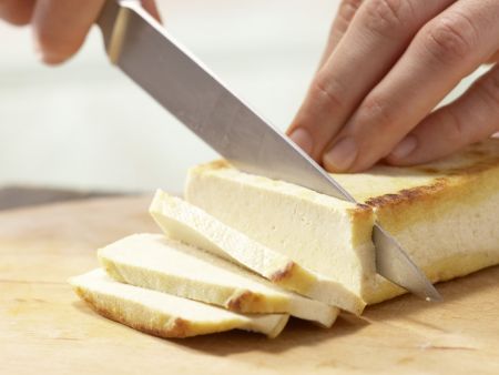 Tofu-Gurken-Salat Zubereitung Schritt 9 Tofu-Gurken-Salat Zubereitung Schritt 9