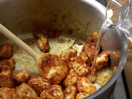 Tortellini mit Putensauce Zubereitung Schritt 4 Tortellini mit Putensauce Zubereitung Schritt 4