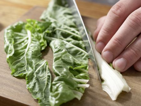 Überbackener Mangold Zubereitung Schritt 1 Überbackener Mangold Zubereitung Schritt 1