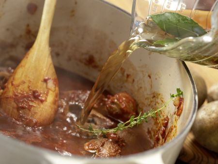 Überbackenes Lammragout Zubereitung Schritt 7 Überbackenes Lammragout Zubereitung Schritt 7