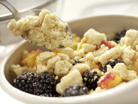 Vollkorn-Brombeer Crumble Zubereitung Schritt 6 Vollkorn-Brombeer Crumble Zubereitung Schritt 6