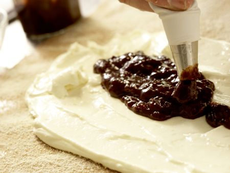 Vollkorn-Topfenstrudel Zubereitung Schritt 9 Vollkorn-Topfenstrudel Zubereitung Schritt 9