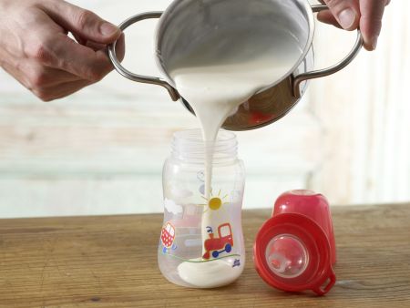 Weizenbrei mit Apfelsaft Zubereitung Schritt 4 Weizenbrei mit Apfelsaft Zubereitung Schritt 4