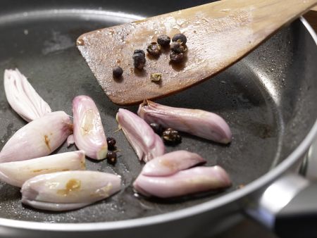 Wildschweinfilet mit Feigen Zubereitung Schritt 9 Wildschweinfilet mit Feigen Zubereitung Schritt 9