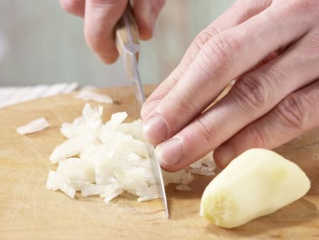 Zander-Gemüse-Pfanne Zubereitung Schritt 2 Zander-Gemüse-Pfanne Zubereitung Schritt 2