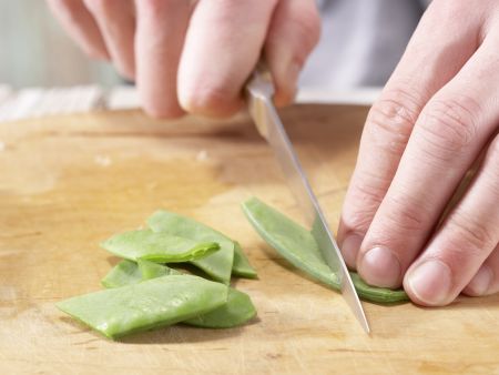 Zander-Gemüse-Pfanne Zubereitung Schritt 3 Zander-Gemüse-Pfanne Zubereitung Schritt 3