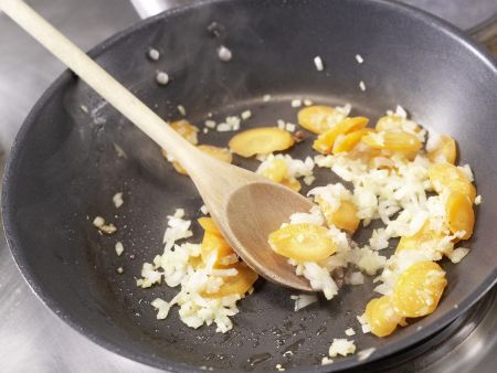 Zander-Gemüse-Pfanne Zubereitung Schritt 8 Zander-Gemüse-Pfanne Zubereitung Schritt 8