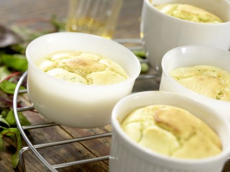 Ziegenkäse-Soufflés Zubereitung Schritt 8 Ziegenkäse-Soufflés Zubereitung Schritt 8