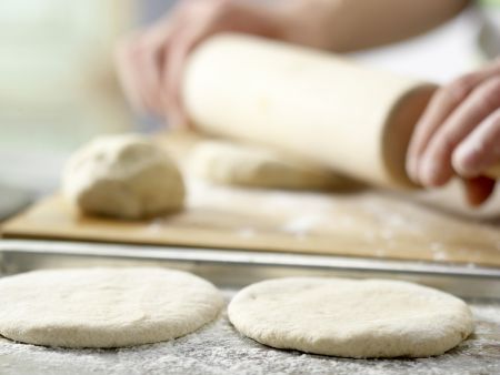 Zucchini-Pizza mit Mozzarella Zubereitung Schritt 6 Zucchini-Pizza mit Mozzarella Zubereitung Schritt 6