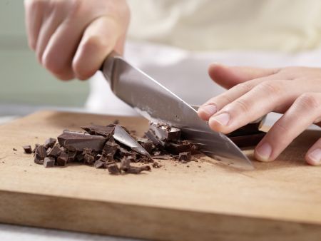 Zwetschgen-Knuspertorte Zubereitung Schritt 1 Zwetschgen-Knuspertorte Zubereitung Schritt 1