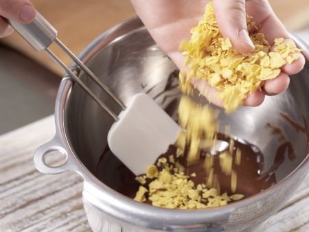 Zwetschgen-Knuspertorte Zubereitung Schritt 2 Zwetschgen-Knuspertorte Zubereitung Schritt 2