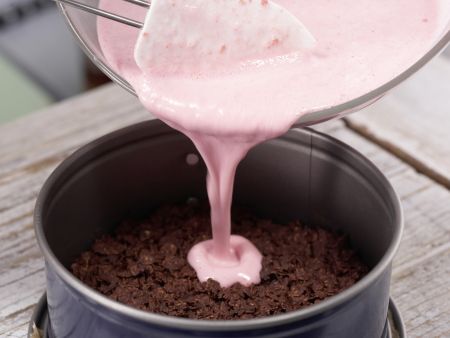 Zwetschgen-Knuspertorte Zubereitung Schritt 9 Zwetschgen-Knuspertorte Zubereitung Schritt 9
