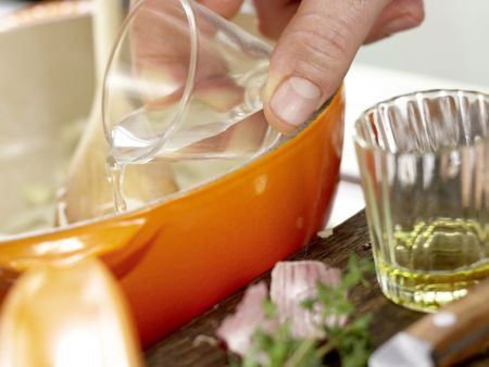Zwiebelsuppe – smarter Zubereitung Schritt 4 Zwiebelsuppe – smarter Zubereitung Schritt 4