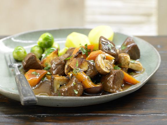 Rezept: Mariniertes Hirschgulasch