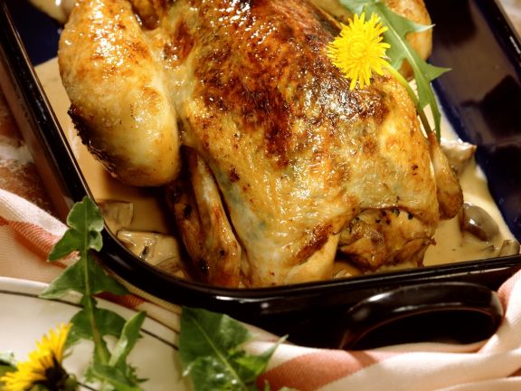 Poularde mit Löwenzahn und Gemüse gefüllt dazu Champignonsoße Rezept ...