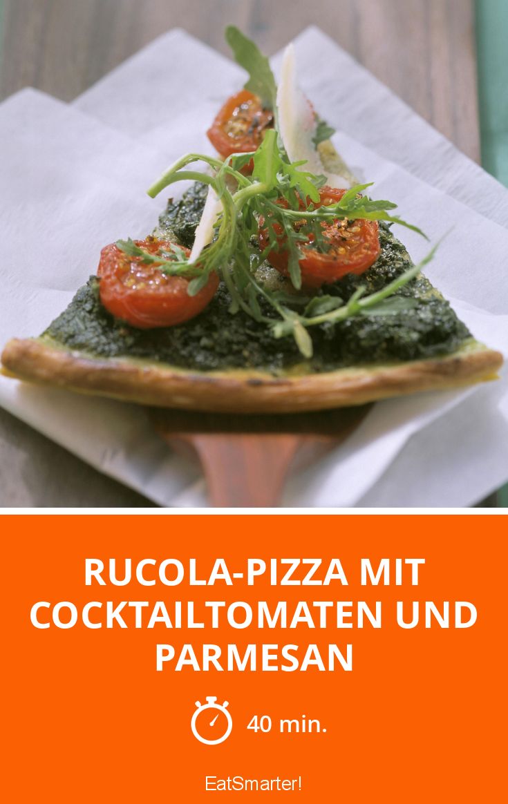 Rucola-Pizza mit Cocktailtomaten und Parmesan Rezept | EAT SMARTER