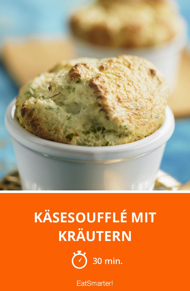 Käsesoufflé mit Kräutern Rezept | EAT SMARTER