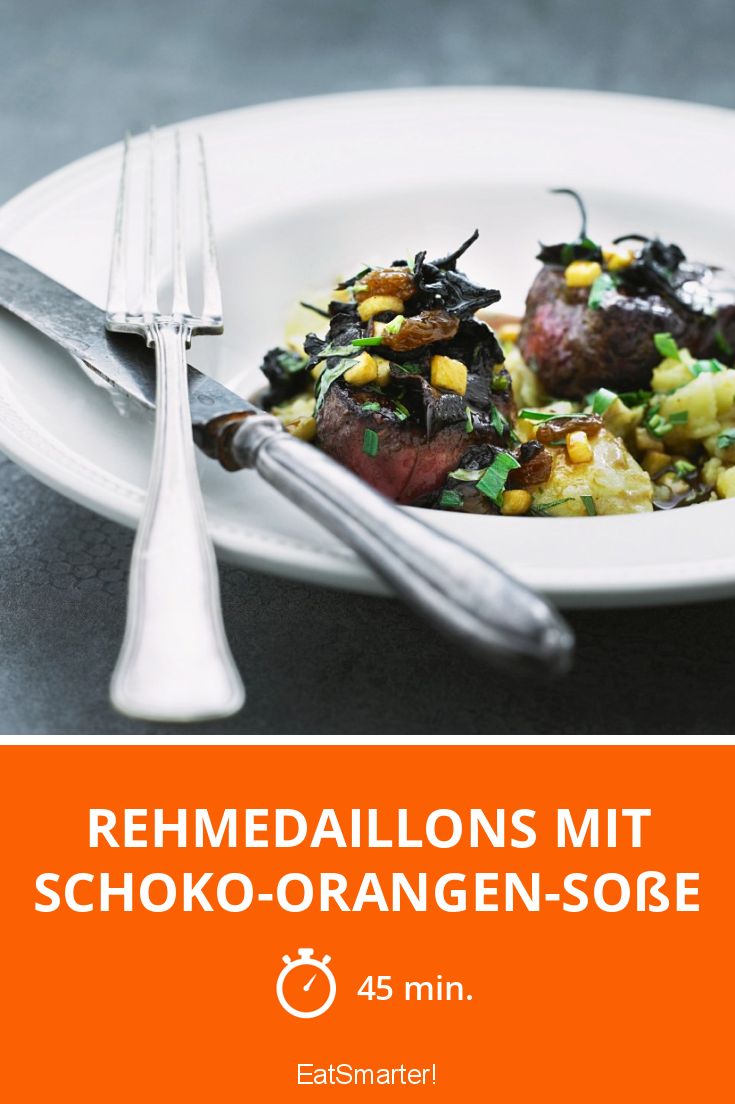 Rehmedaillons mit Schoko-Orangen-Soße Rezept | EAT SMARTER Rehmedaillons mit Schoko-Orangen-Soße Rezept | EAT SMARTER