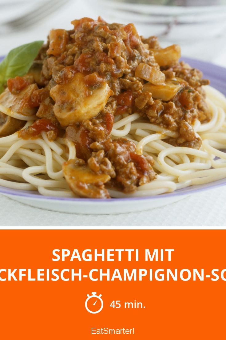 Spaghetti mit Hackfleisch-Champignon-Soße Rezept | EAT SMARTER
