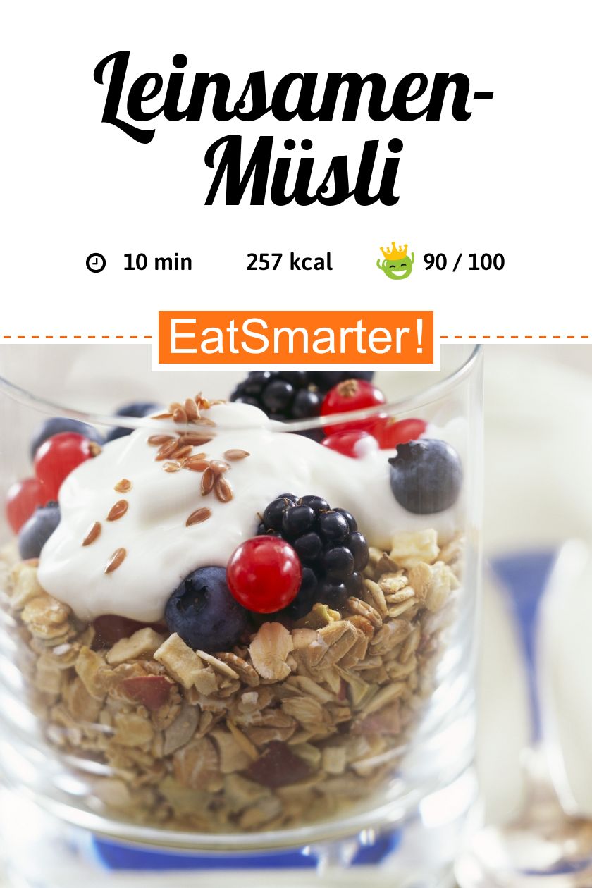 Kerniges Müsli mit Leinsamen und Beerenobst Rezept EAT SMARTER
