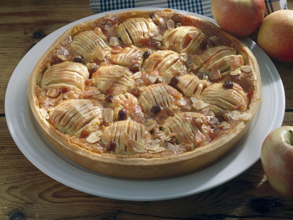 Apfelkuchen nach Elsässer Art Rezept | EAT SMARTER