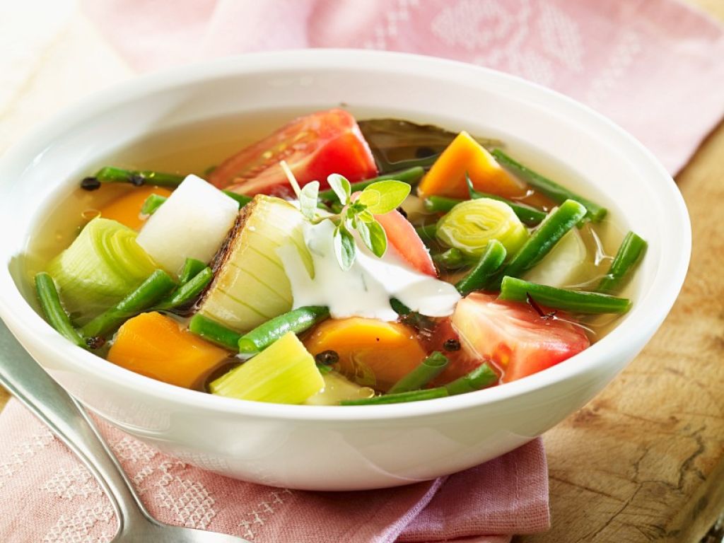 bunte-gem-sesuppe-vegetarisch-rezept-eat-smarter