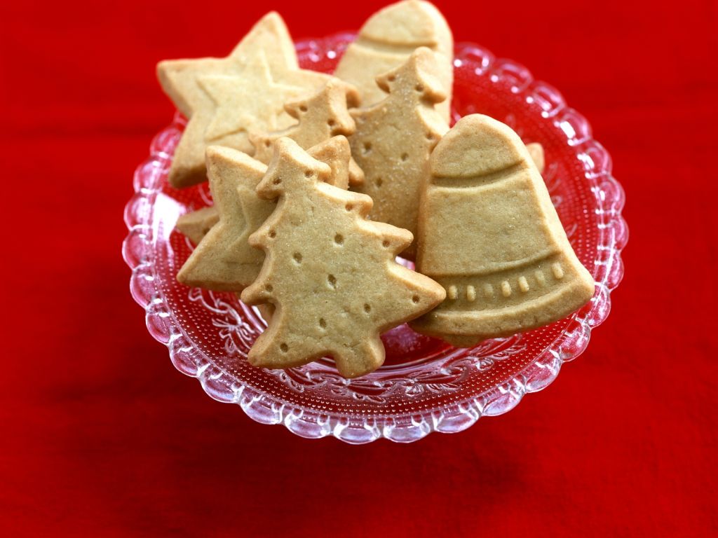 Butterplätzchen: klassische Weihnachtsbäckerei Rezept | EAT SMARTER Butterplätzchen: klassische Weihnachtsbäckerei Rezept | EAT SMARTER