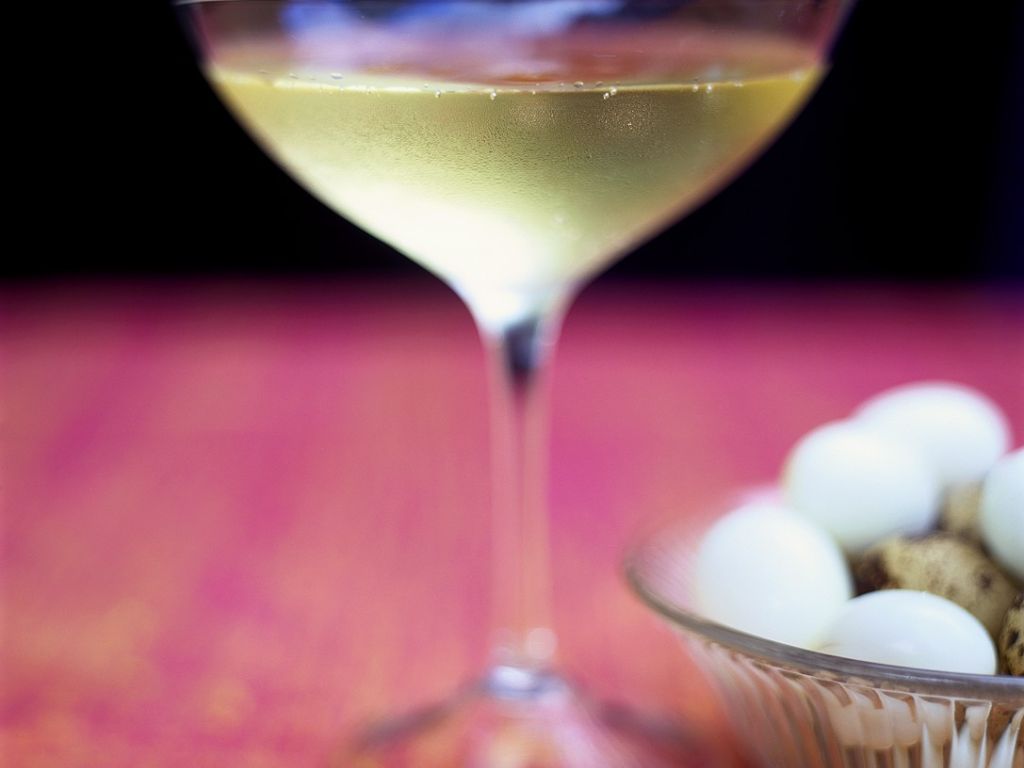 Champagner mit Cointreau Rezept EAT SMARTER