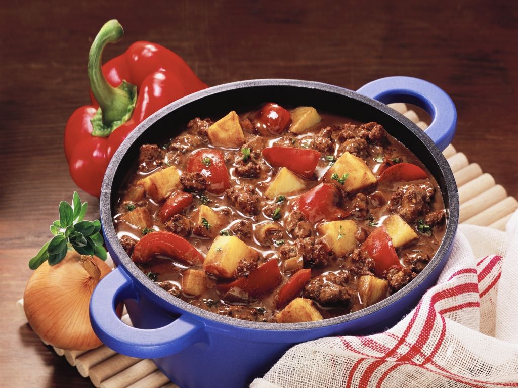 Chili con Carne mit Kartoffeln Rezept | EAT SMARTER Chili con Carne mit Kartoffeln Rezept | EAT SMARTER
