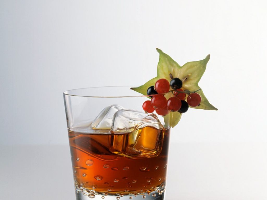Cocktail mit Rum und Cointreau Rezept EAT SMARTER