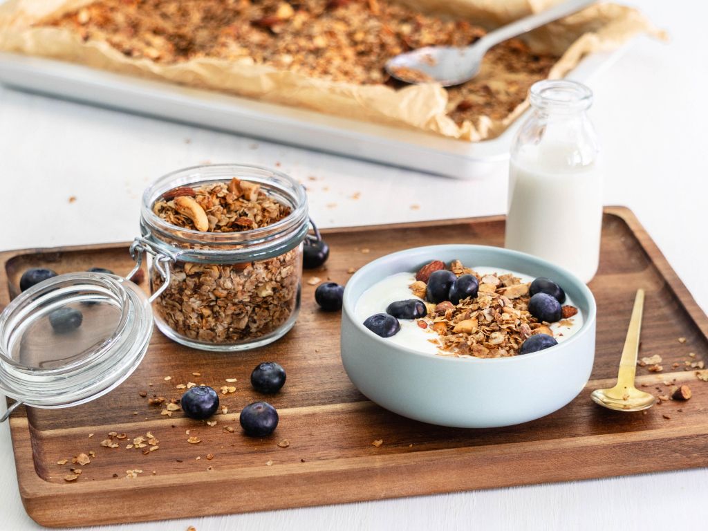 Crunchy KokosGranola Rezept EAT SMARTER