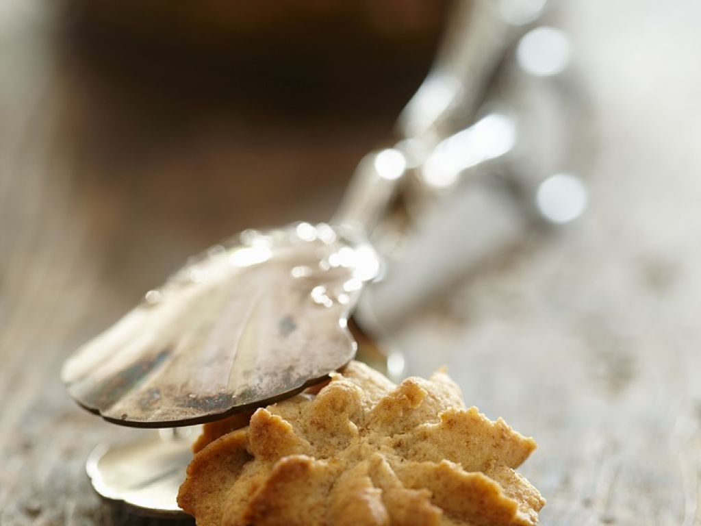 Dinkelplätzchen mit Anis Rezept | EAT SMARTER