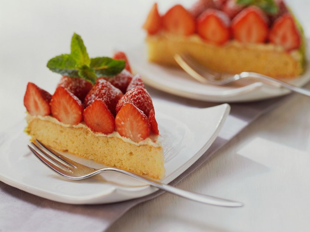 Einfacher Erdbeerkuchen Rezept | EAT SMARTER
