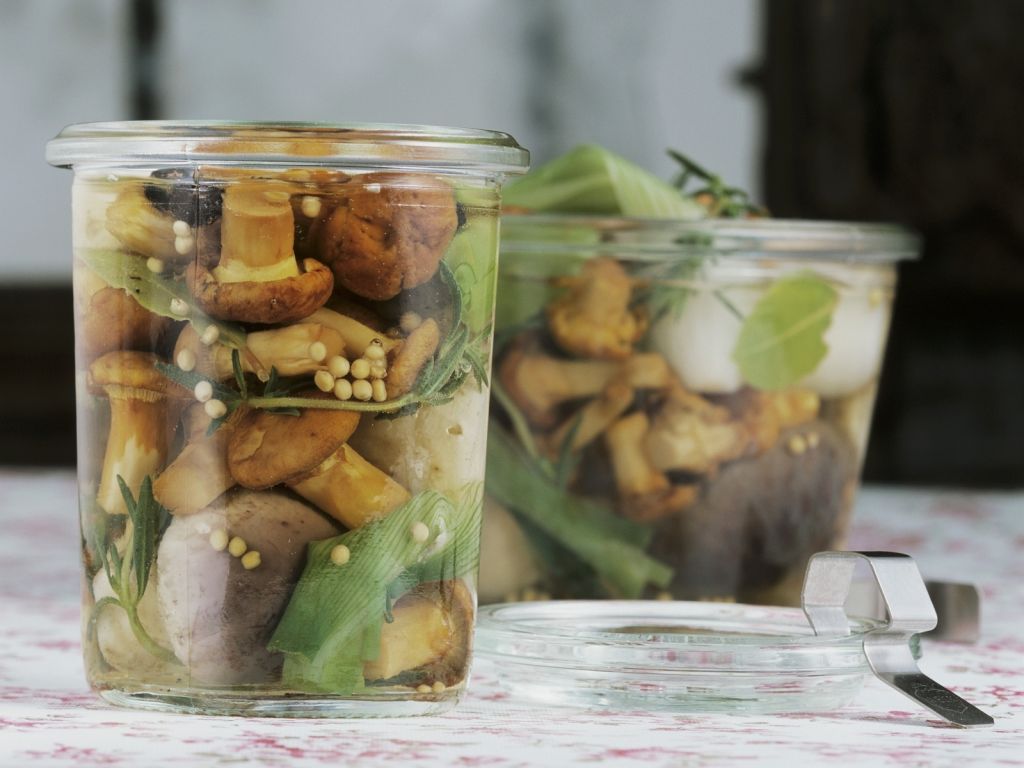 Eingelegte Pilze Mit Knoblauch - Rezepte Suchen Eingelegte Pilze Mit Knoblauch - Rezepte Suchen