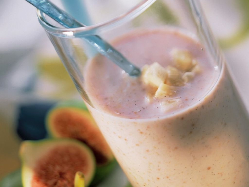 Feigen-Bananen-Milchshake Rezept | EAT SMARTER