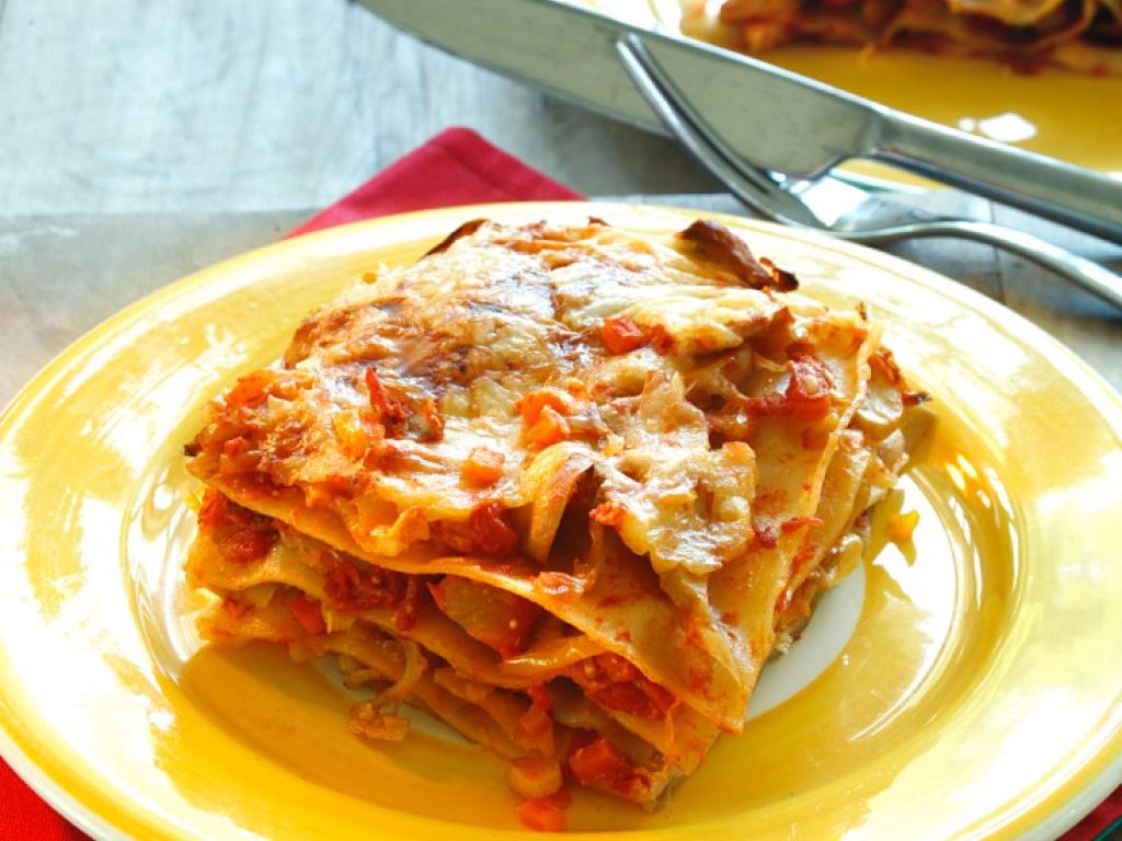 Weißkohl-Lasagne Rezept | EAT SMARTER