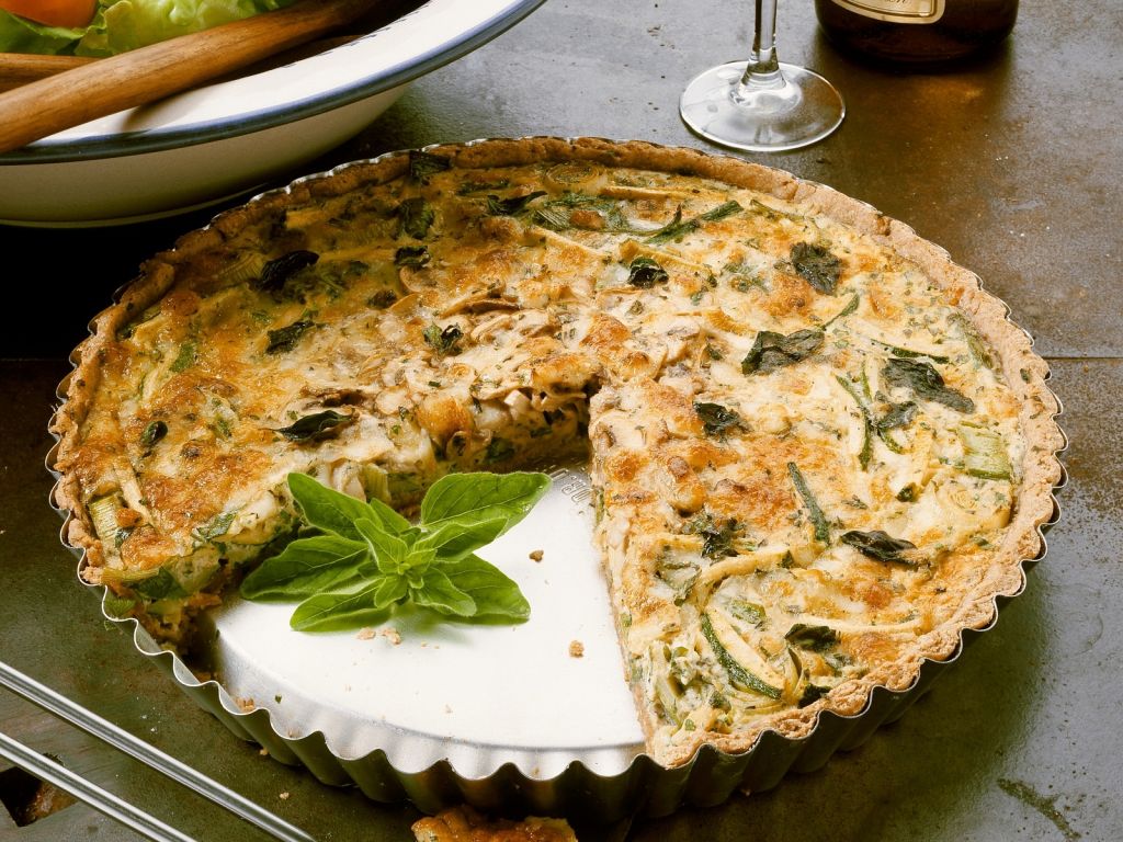 Gemüsequiche auf Schweizer Art (Wähe) Rezept | EAT SMARTER