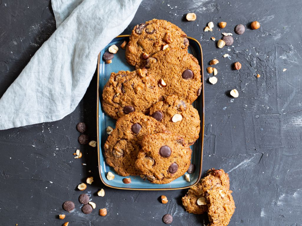 Haselnuss-Schoko-Cookies mit Sauerteig Rezept | EAT SMARTER Haselnuss-Schoko-Cookies mit Sauerteig Rezept | EAT SMARTER