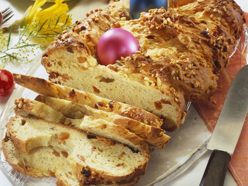 Hefezopf Mit Nussfllung Mit Frischer Hefe