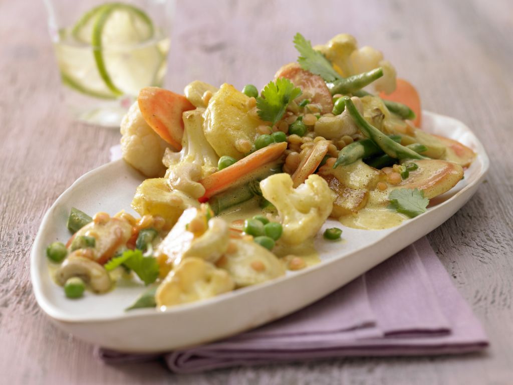 Indisches Gemüse-Curry Rezept | EAT SMARTER